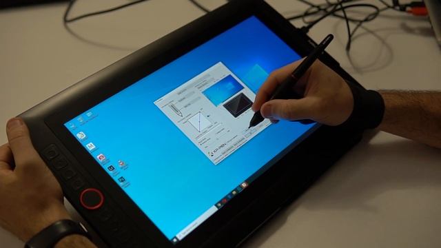 XP-PEN Artist 15 6 Pro смотреть онлайн