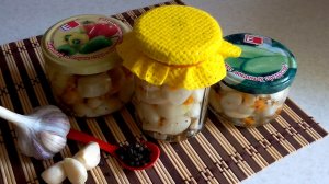 Маринованный чеснок на зиму. Как мариновать чеснок? Как мариновать чеснок на зиму в банках?