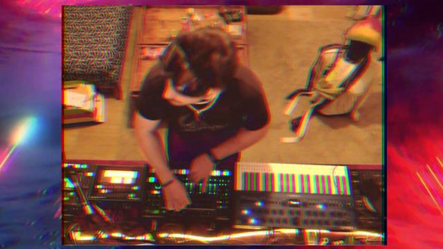 JoAlien23-Lasagne /Dawless Jam Featuring Roland TR8s/TB-3, Modal Cobalt8 and a Korg Kaossilator Pro смотреть онлайн