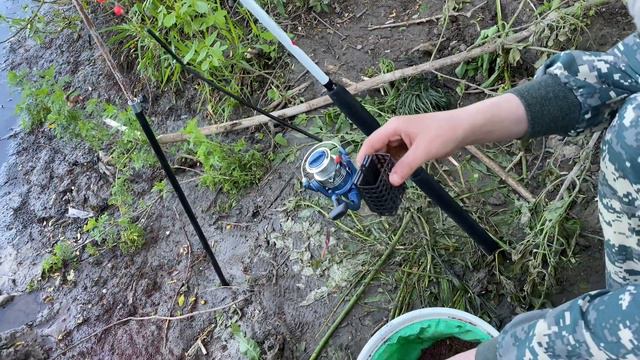 РЫБАЛКА С НОЧЁВКОЙ В ПАЛАТКЕ! ЭТО САМЫЙ ЛУЧШИЙ ОТДЫХ! смотреть онлайн