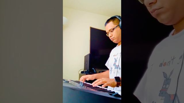 “PAPRIKA” in Yamaha PSR e463 смотреть онлайн