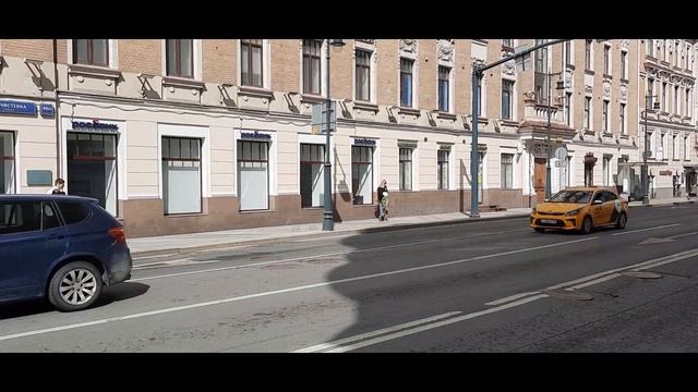 Художник Михаил Врубель проживая здесь в 1900 году написал "Царевну Лебедь". Город Москва. смотреть онлайн