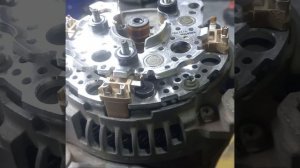 РЕМОНТ ГЕНЕРАТОРА  - ТОЙОТА , ЗАМЕНА МОСТА , ПАЙКА .