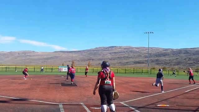 Ali Smith hard ground ball forces error смотреть онлайн