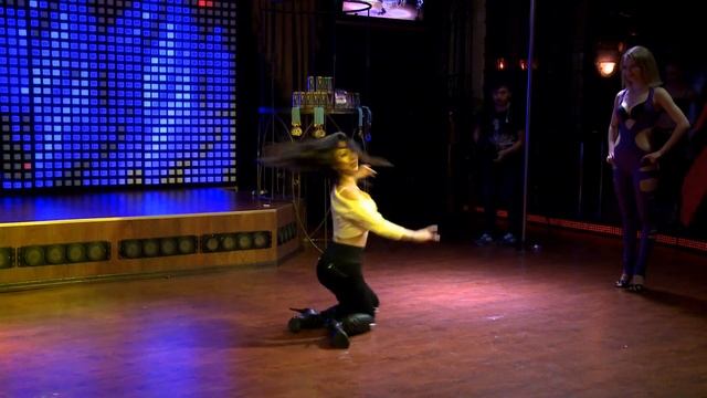 Strip dance * Almaty Kazakstan * Moldazhanova Assel VLOG смотреть онлайн