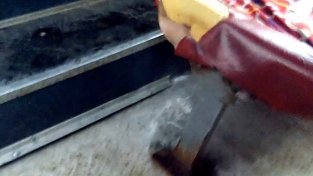 Независимый задний диван в полтавской маршрутке смотреть онлайн