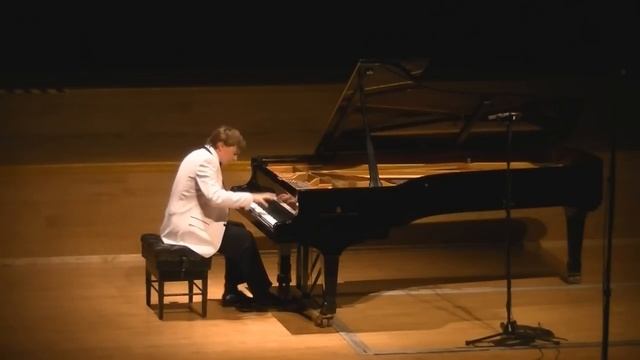 F.Chopin - Etude Op.10 No.12, Revolutionary (Etiuda Rewolucyjna) - Grzegorz Niemczuk, piano смотреть онлайн