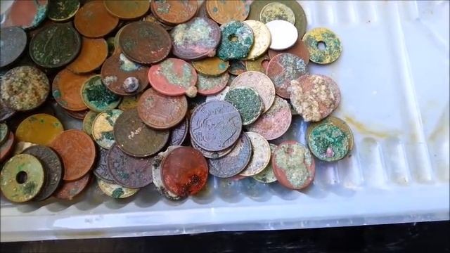 Золото, серебро, монеты - удачный коп после сильного шторма, 385 полезных сигналов смотреть онлайн