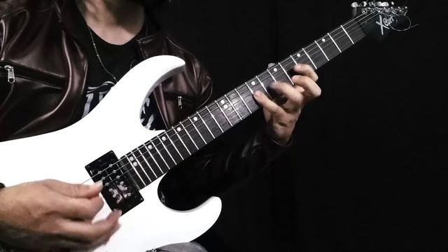 Shingeki no Kyojin - Guren no Yumiya - (Guitar Cover) смотреть онлайн