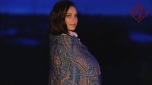 Платок из уплотненной шерстяной ткани с шелковой бахромой «Таинственный вечер», вид 12