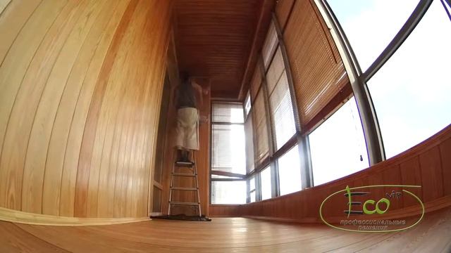 Балкон из лиственницы с декоративной антисептической обработкой смотреть онлайн