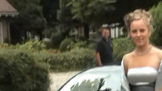 Ellen op weg naar het gala met de de Audi R8.wmv смотреть онлайн
