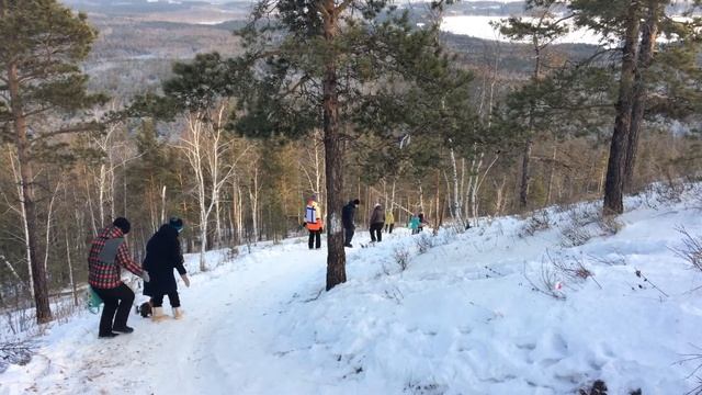 гора Сугомак, Зимние каникулы 2018 смотреть онлайн