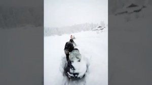 Стелс Ермак 800L в глубоком снегу