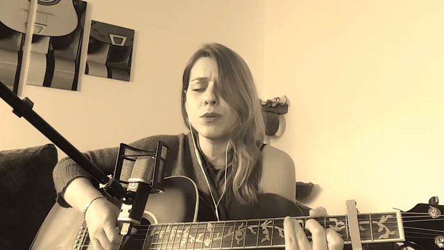 One Year Of Love (Queen) Acoustic Cover - Vanessa Berni смотреть онлайн