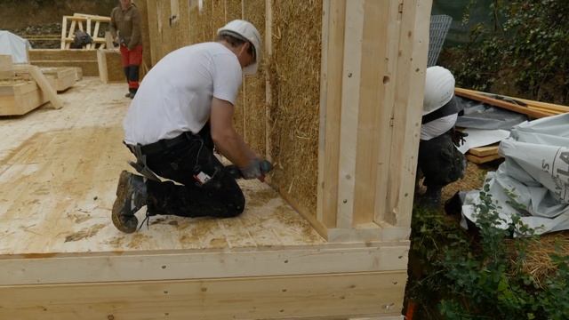 SWR1-Beitrag zum klimapositiven Bauen mit Stroh смотреть онлайн