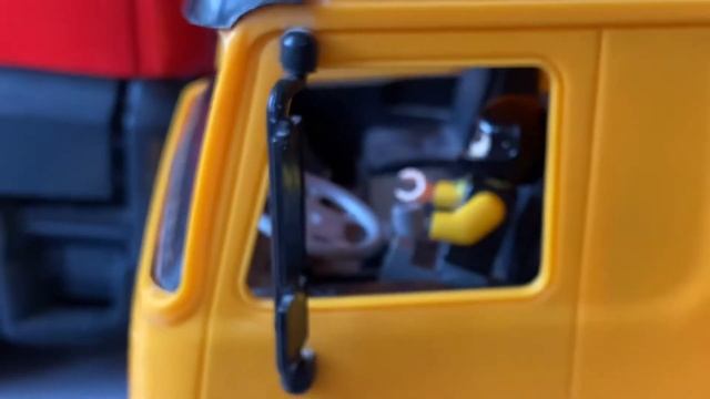 Truck toy. Игрушка Самосвал смотреть онлайн