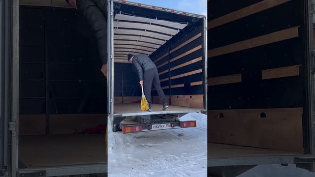 Поехал в рейс Казань-Москва 🛣️Интересный намечается рейс,хотите узнать почему?🤣 #дальнобой смотреть онлайн