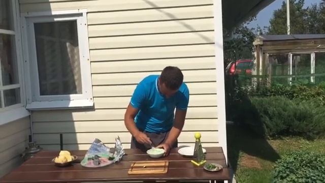 Запеченный картофель на углях в фольге! Картофель на мангале! Картофель на углях! Картофель с салом смотреть онлайн