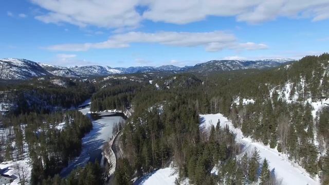 видео с дроном снята вокруг телемарка Норвегии, самая красивая природа! смотреть онлайн