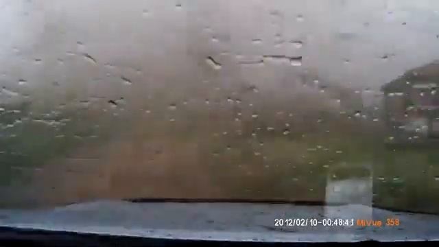 Москва ураган полностью снёс гараж смотреть онлайн