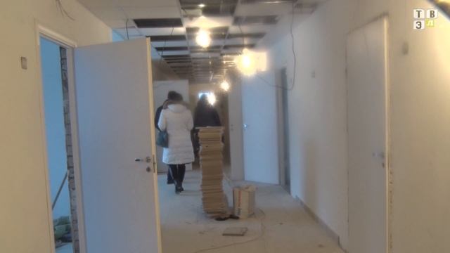 ТВЭл - Денис Семенов осмотрел ход ремонта детской поликлиники (13.12.17) смотреть онлайн