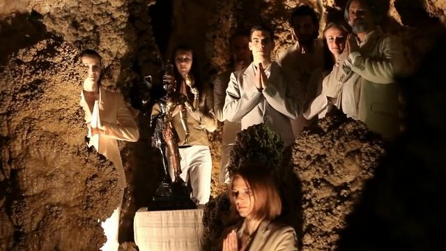 Maha Mrityunjaya Mantra | om tryambakam yajamahe | main healing mantra with beautiful music смотреть онлайн