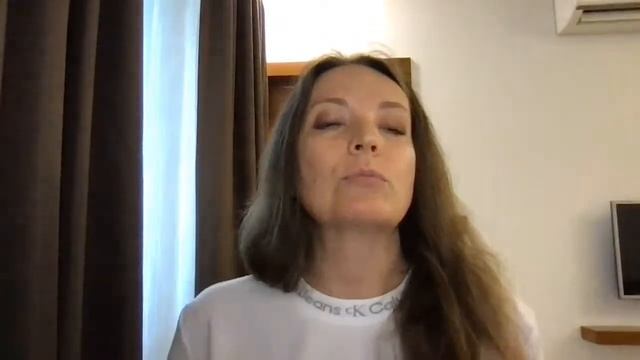ГОРДОСТЬ И ГОРДЫНЯ. В чем разница? | Беседы о гармонии и балансе смотреть онлайн