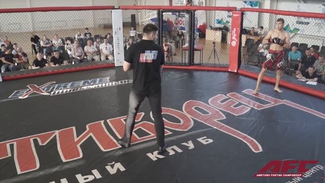 Радик Айтняков (СК Сибиряк, Тобольск) vs Вячеслав Улич (Самбо, В.Пышма) смотреть онлайн