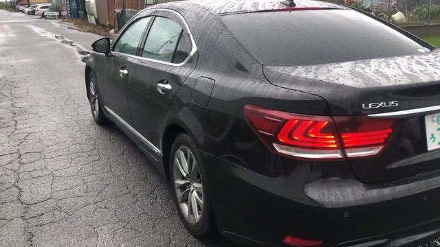 Lexus LS600h Version L 2013 смотреть онлайн