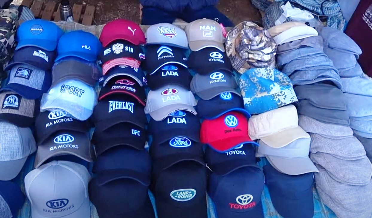 Сельский рынок на электросамокате.mp4 смотреть онлайн