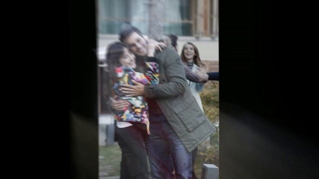 Can , who brought Özge and Serkan to the brink of separation, tries to reconcile the two. смотреть онлайн