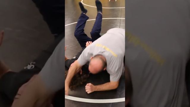 Olympic Champ Randy Lewis can’t help himself when showing moves. Watch him SEND Bader! смотреть онлайн