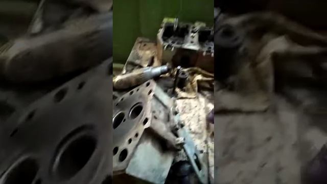 Кировец К-701 ямз-240 .чистка головок смотреть онлайн