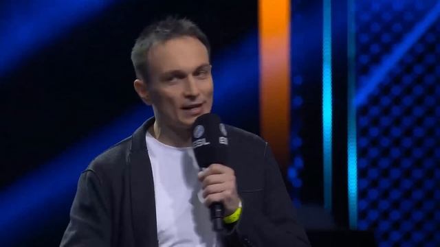 Podsumowanie tygodnia #18 Hackathon u GOG Quadro GV100 HTC Vive Pro IEM 2018 смотреть онлайн