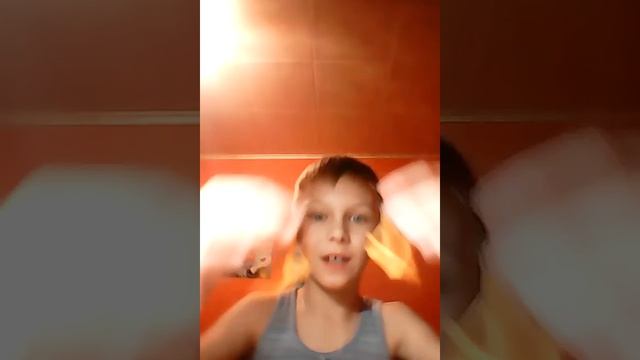 Девостатор из маленьких трансформеров ,супер ! смотреть онлайн