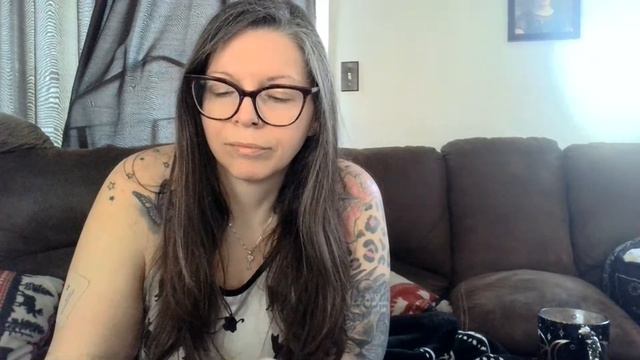 Thursday morning coffee chat смотреть онлайн