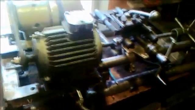 Токарный по металлу своими руками. Обзор..mp4