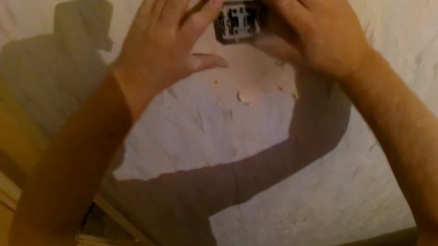 Как установить\подключить внутренний двухклавишный выключатель в квартире|Электрика своими руками смотреть онлайн