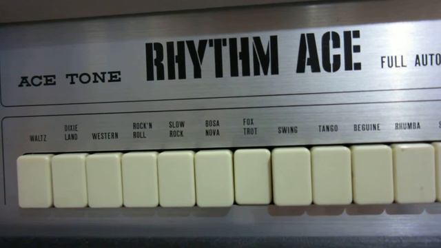 Rhythm Ace Drum Machine смотреть онлайн