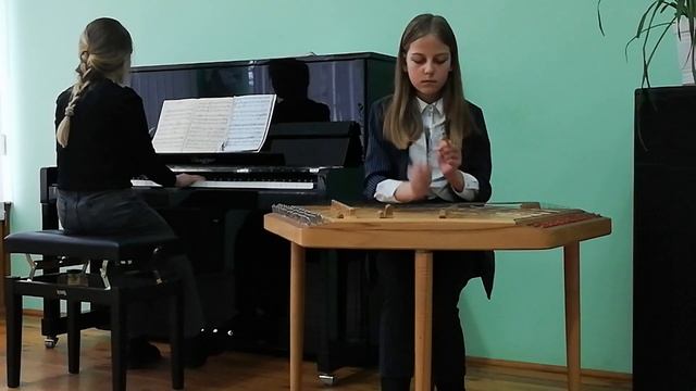 Метюн Ангелина (цимбалы) - Е.Тикоцкий "Полька" смотреть онлайн