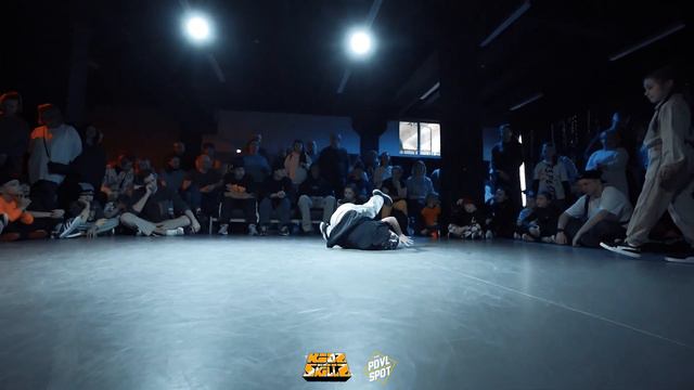 Tw1s vs Пуговка ★ 1/16 Under 10 ★ Kidz Got Skillz 18-02-2023 смотреть онлайн