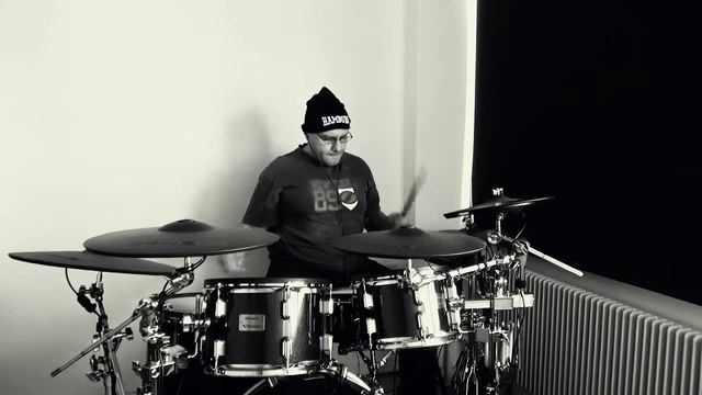 Alessandra Amoroso - Comunque andare DRUM COVER смотреть онлайн