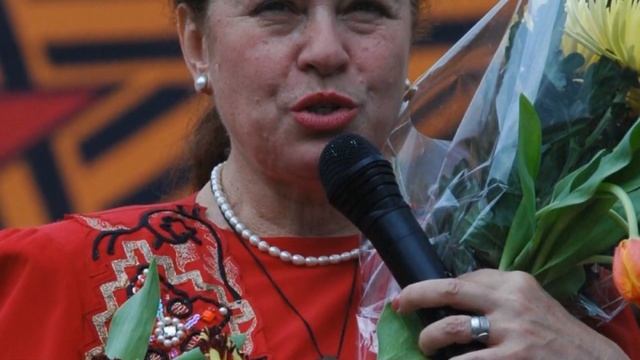 АЖ МУРАШКИ ПО КОЖЕ! Вот как выглядит могила Валентины Толкуновой смотреть онлайн