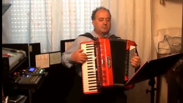 BELLA CIAO suonata con Accordion (fisarmonica) Roland FR7.wmv смотреть онлайн