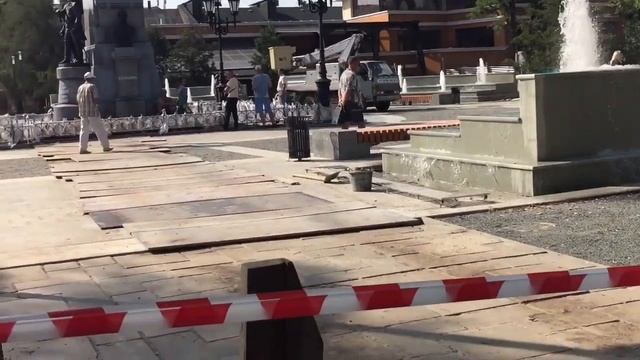 Памятник Екатерине ll и фонтаны в Симферополе готовы смотреть онлайн