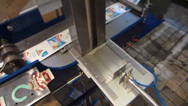 Фасовка-Упаковка (крючков) пластин от моли смотреть онлайн