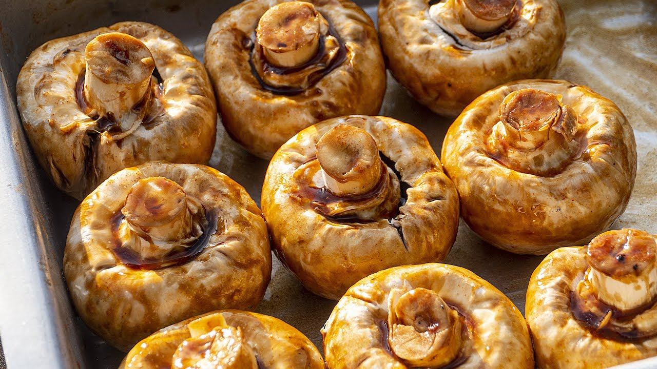 Удивительно просто. Делается за минуту. Идеальная закуска к шашлыку. Шампиньоны на мангале смотреть онлайн