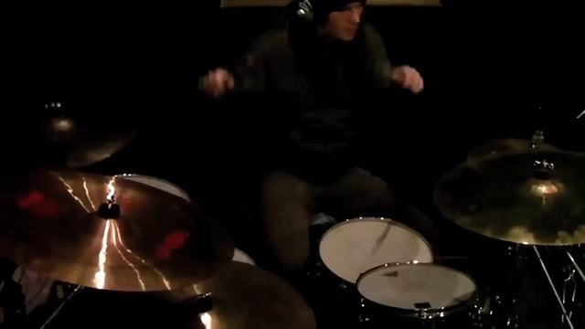 Symbolic - Mājas tālumā [bundzinieka video] смотреть онлайн
