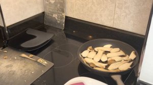 Жарим Еринги (королевские вешенки) - Быстрее, чем яичницу сбацать.